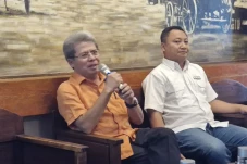 Todung Mulya Lubis Usul...
