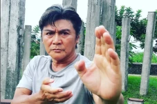 Willy Dozan Tak Tega...