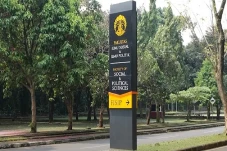 10 Universitas dengan...