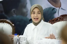 Siti Atikoh Bagikan...