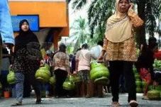 Partai Perindo Minta...