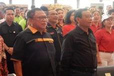 Dapat Dukungan dari...