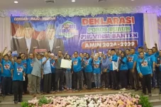 Timnas Amin Terharu...