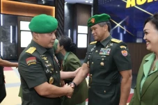 Letnan Jenderal yang...