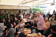 Ketika Ganjar Dititipkan...