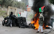 Dunia Fokus ke Gaza,...