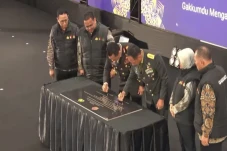 Kapolri dan Panglima...