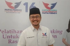 Ferry Kurnia Perindo...