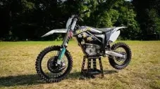 Husqvarna EE18, Motor...