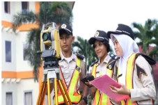 Apakah Lulusan STPN...