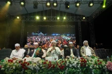 Ganjar-Mahfud Didoakan...