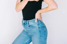 7 Model Jeans agar Tubuh...