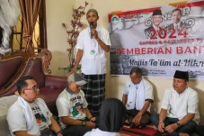 Relawan TGS Ganjar Bantu...