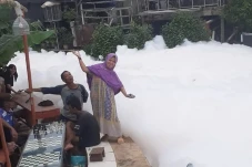 Waduh, Limbah Deterjen...
