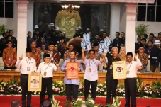 Debat Capres-Cawapres...