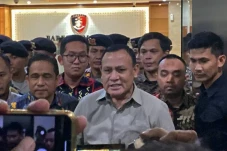 Diperiksa 10 Jam Lebih,...
