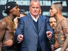 David Benavidez Akan...