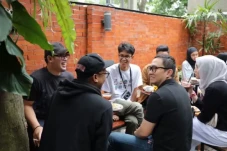 Alam Ganjar Berbagi...