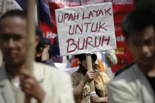 Tok! Gubernur Khofifah...