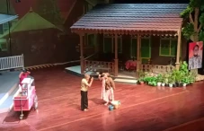 Teater Butet Cs di TIM,...