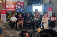 Bersama Alam Ganjar,...