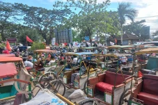 Sambut Capres Nomor...