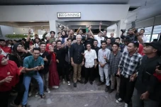 Ganjar Ajak Relawan...
