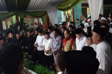Cawapres Mahfud MD Bersama...