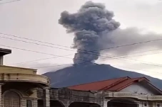 Gawat! Gunung Kerinci...