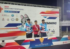 Atlet Para Renang Jendi...