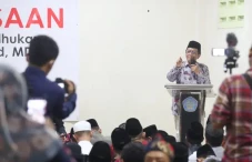 Mahfud MD Ajak Warga...