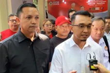 Surat Pemanggilan Aiman...