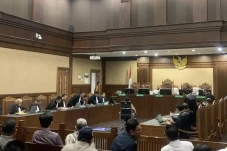 Hasbi Hasan Didakwa...