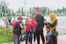 Kunjungi Istana Balla...