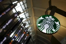 Boikot Bikin Starbucks...