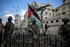 Perang Sengit di Gaza,...