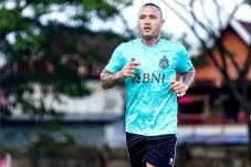 Kelelahan, Radja Nainggolan...