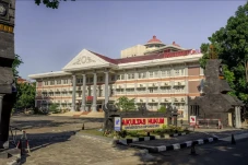 Biaya Kuliah Jurusan...