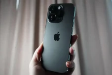 Jangan Ganti iPhone...