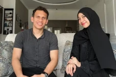 Adiba Khanza dan Egy...