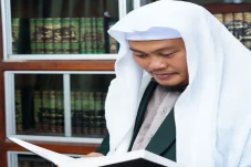 Keutamaan Menuntut Ilmu...