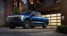 Ford Siap Gunakan Baterai...