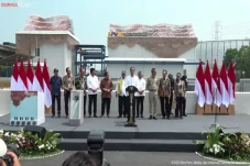 Jokowi Resmikan Stasiun...