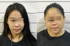 2 Wanita Cantik di Lahat...