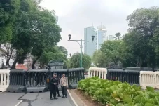 Simak Rekayasa Lalu...