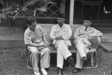 5 Pahlawan Nasional...