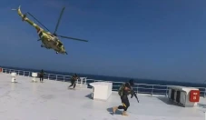 Kapal Kargo Dihantam...