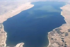 Danau California Simpan...