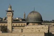 Mengapa Masjid Al Aqsa...