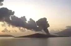Gunung Anak Krakatau...